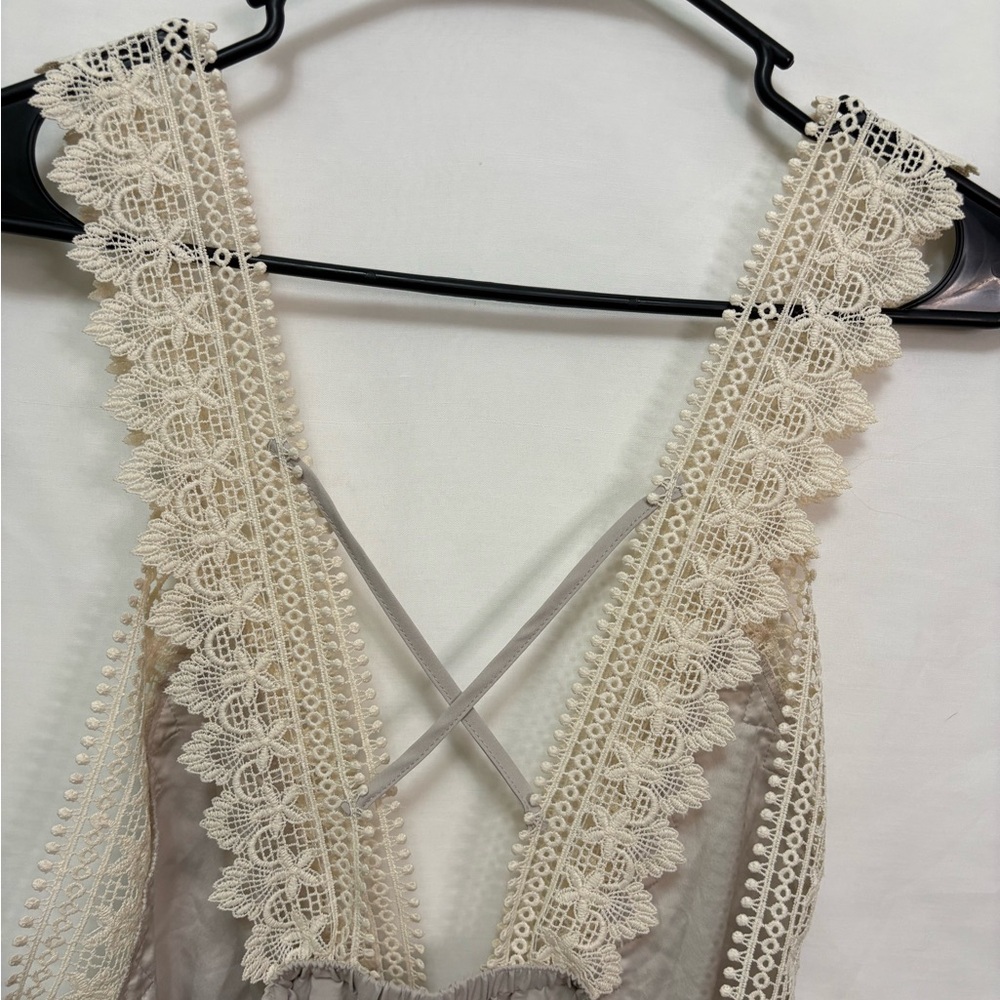 NWT Flora Nikrooz Blythe Lace Romper Size Large - Picture 10 of 11